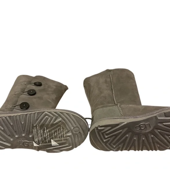 NIB Ugg Bailey button boots - Picture 4 of 6